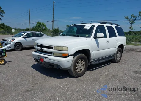 2005 Chevrolet Tahoe Z71 из США, поврежденный, VIN 1GNEC13T15R255579